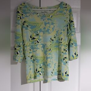 Coral Bay Size Medium Elegant Women's Top with Floral Design